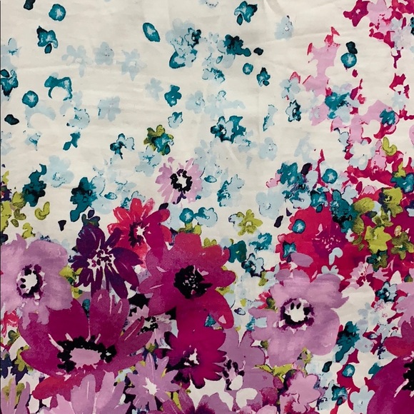 Ann Taylor Short Floral Skirt Size 6 - Picture 2 of 8